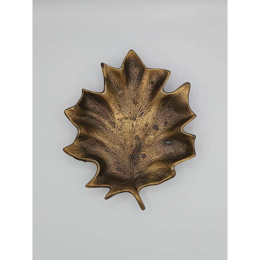 Bassick-Sack 8520 Large Solid Brass Leaf Bowl/Trinket 2.4 Lb. Brass Footed